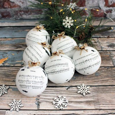 Baňka koule 8cm – motiv noty