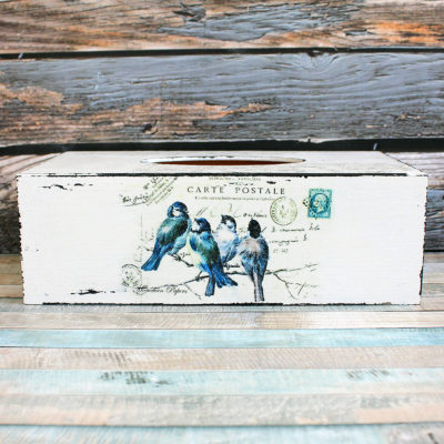 Box for handkerchiefs motif birds